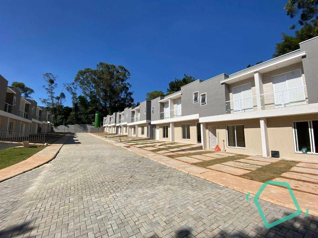 Casa de Condomínio à venda com 3 quartos, 100m² - Foto 1