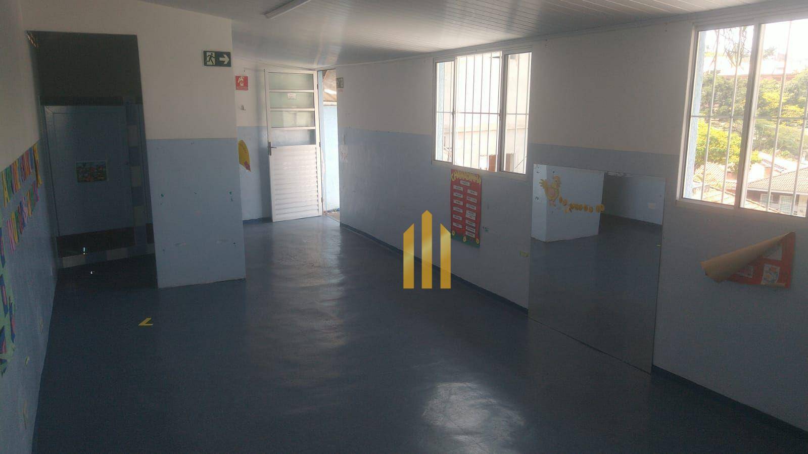 Sobrado para alugar com 11 quartos, 330m² - Foto 3