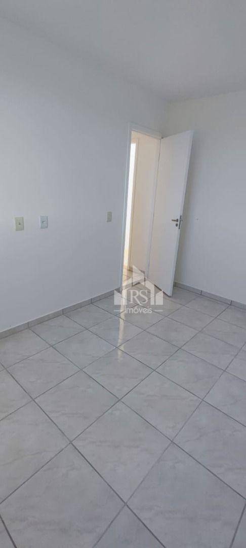 Apartamento à venda com 2 quartos, 47m² - Foto 14