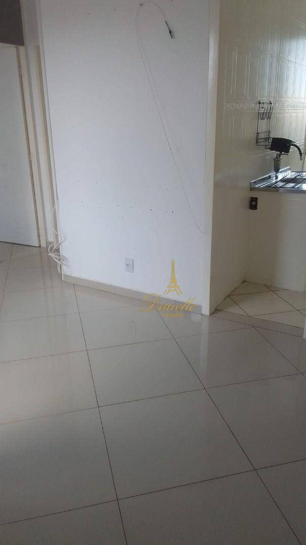 Apartamento para alugar com 2 quartos, 56m² - Foto 3