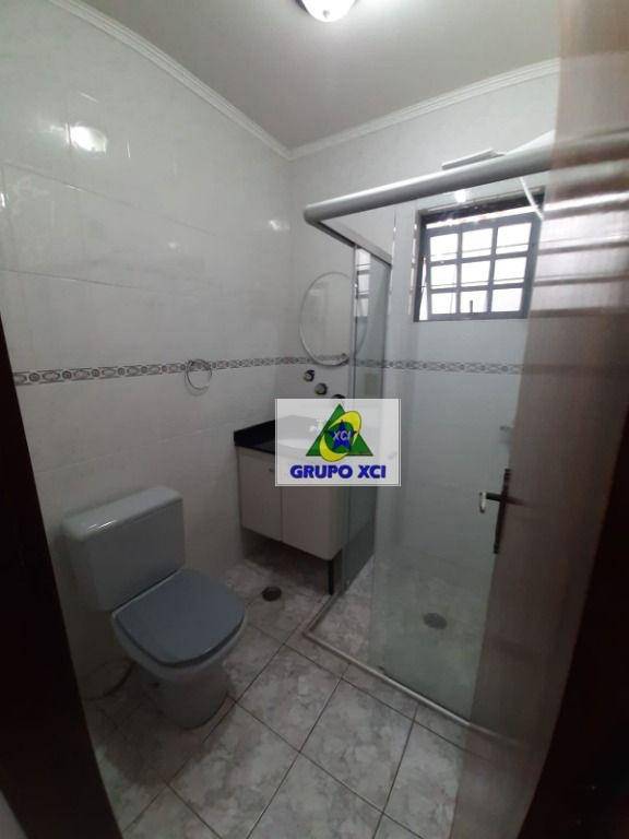 Casa à venda e aluguel com 3 quartos, 140m² - Foto 14