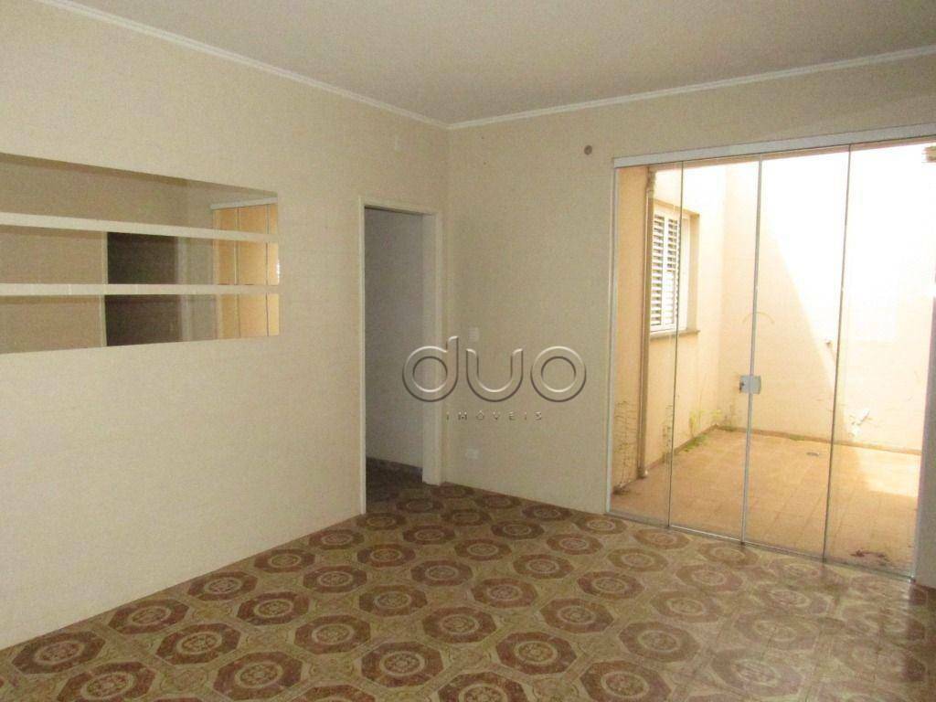 Casa para alugar com 3 quartos, 234m² - Foto 12