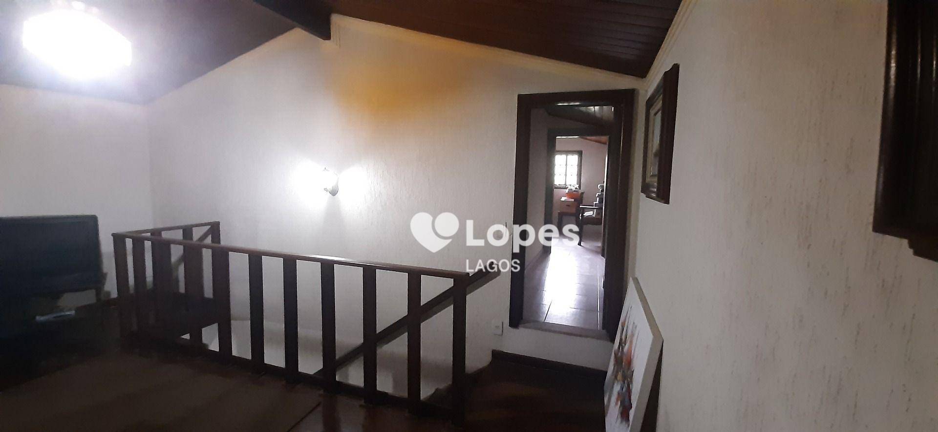 Casa à venda com 3 quartos, 304m² - Foto 16