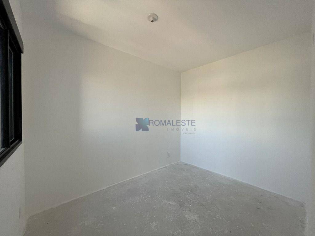 Apartamento à venda com 2 quartos, 44m² - Foto 10