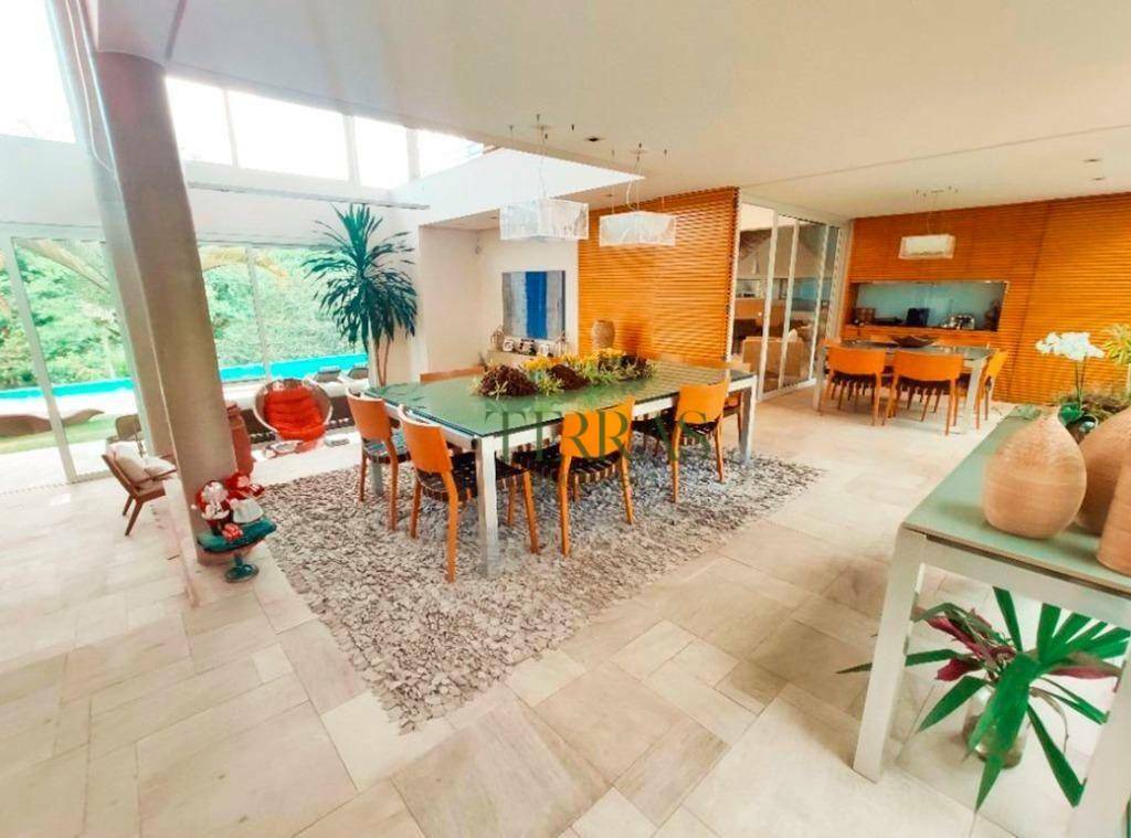 Casa de Condomínio à venda com 6 quartos, 774m² - Foto 3