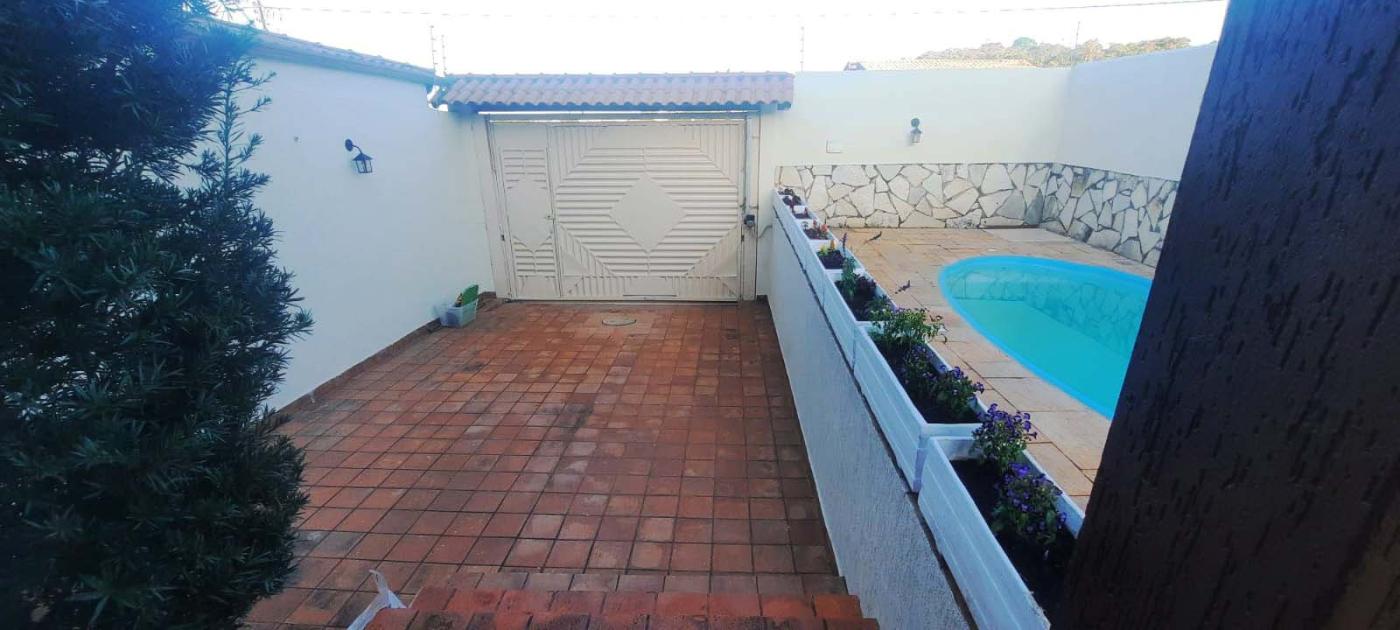 Casa à venda com 2 quartos, 400m² - Foto 7