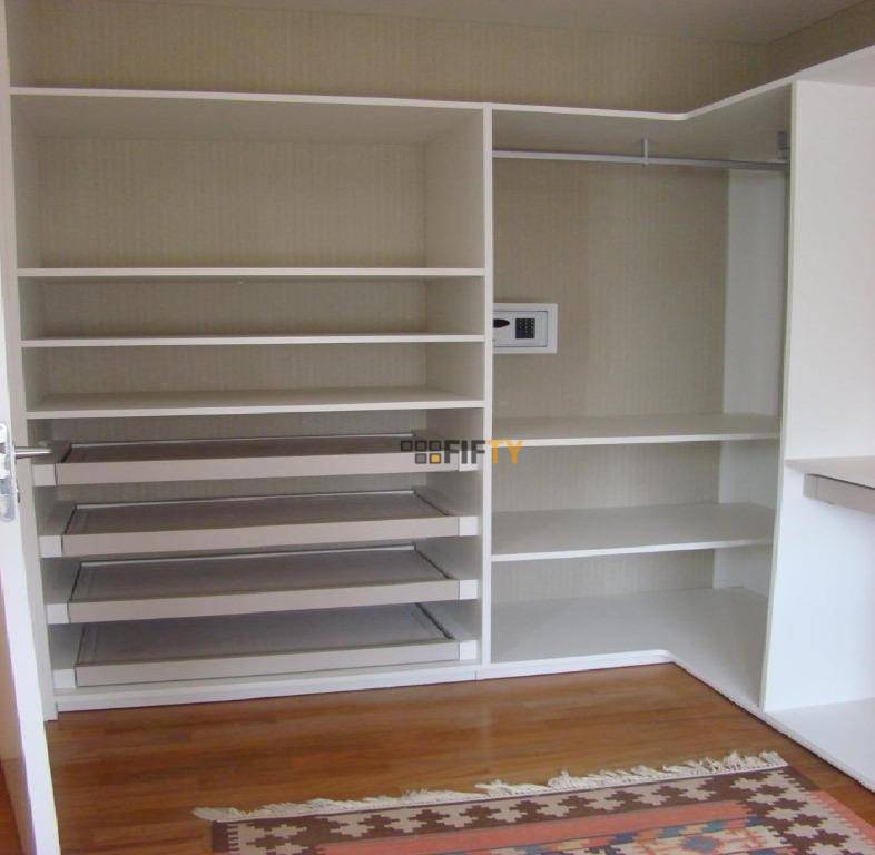 Apartamento para alugar com 2 quartos, 110m² - Foto 17