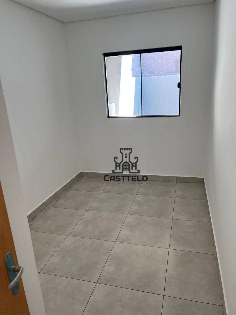 Casa à venda com 2 quartos, 75m² - Foto 6