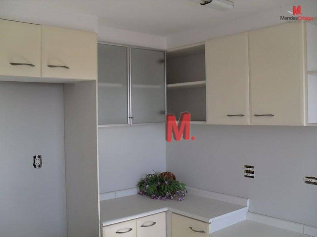 Apartamento à venda e aluguel com 4 quartos, 220m² - Foto 4