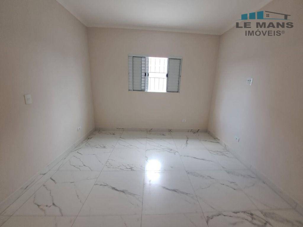 Casa à venda com 3 quartos, 122m² - Foto 15