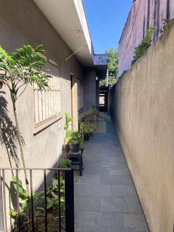 Casa à venda e aluguel com 3 quartos, 145m² - Foto 17