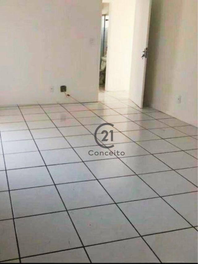 Apartamento à venda com 3 quartos, 80m² - Foto 1