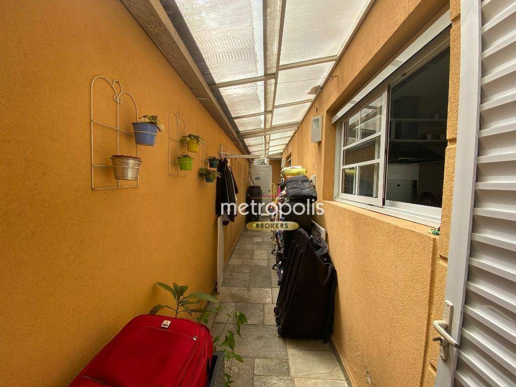 Sobrado à venda com 4 quartos, 300m² - Foto 17