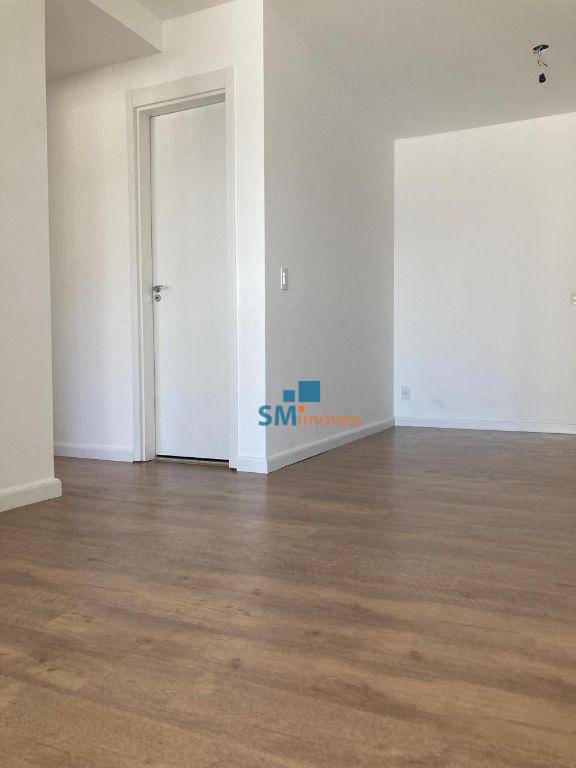 Apartamento à venda com 3 quartos, 141m² - Foto 2