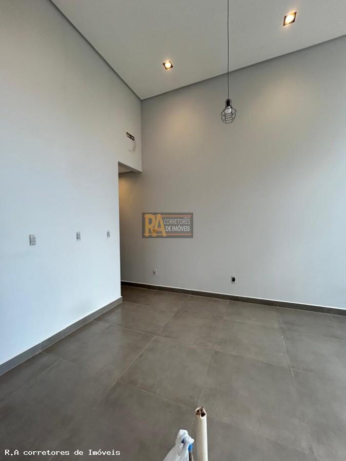 Casa à venda com 3 quartos, 180m² - Foto 5