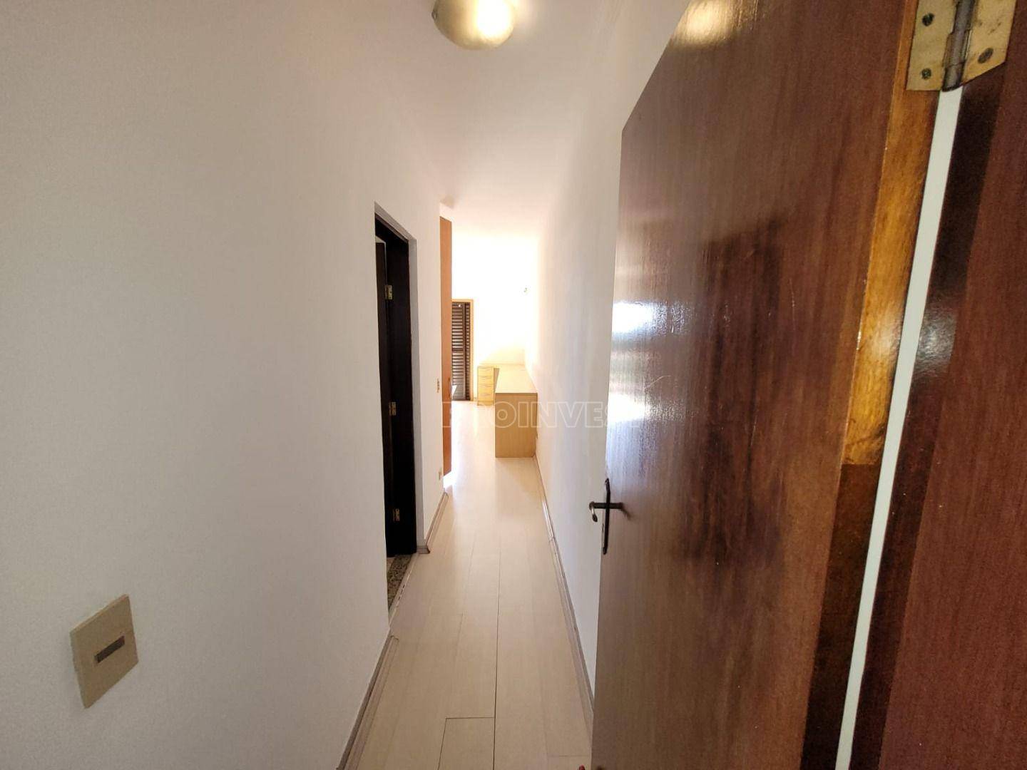 Casa à venda com 3 quartos, 195m² - Foto 11