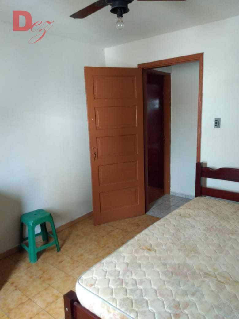 Casa à venda com 3 quartos, 64m² - Foto 12