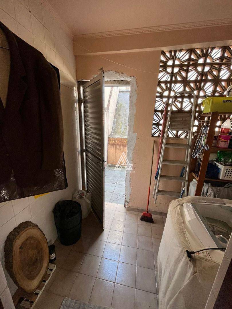 Sobrado à venda com 3 quartos, 146m² - Foto 32