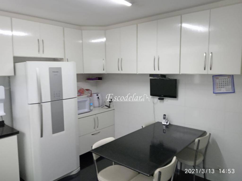 Sobrado à venda com 3 quartos, 210m² - Foto 11