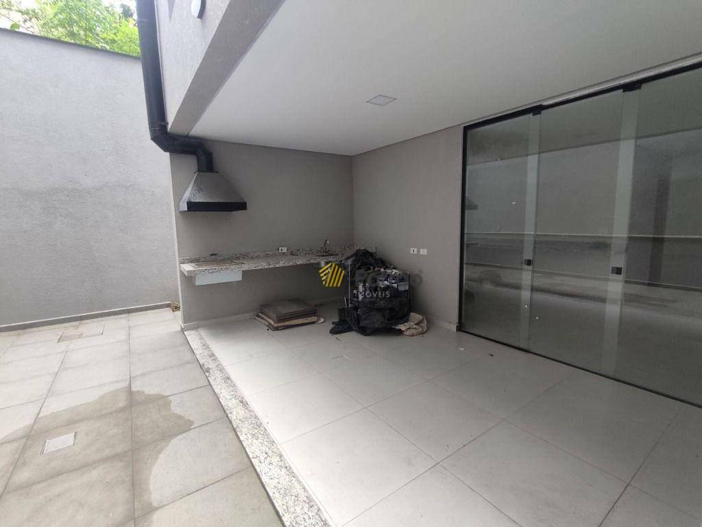 Sobrado à venda com 3 quartos, 200m² - Foto 42