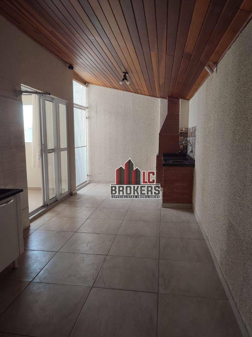 Sobrado à venda com 2 quartos, 340m² - Foto 35