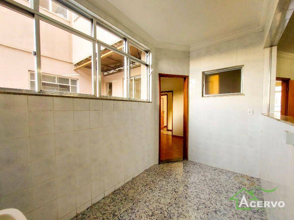 Apartamento à venda com 4 quartos, 203m² - Foto 42