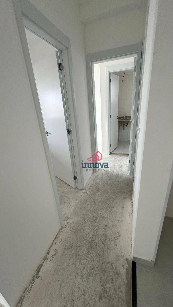 Apartamento à venda com 2 quartos, 57m² - Foto 4