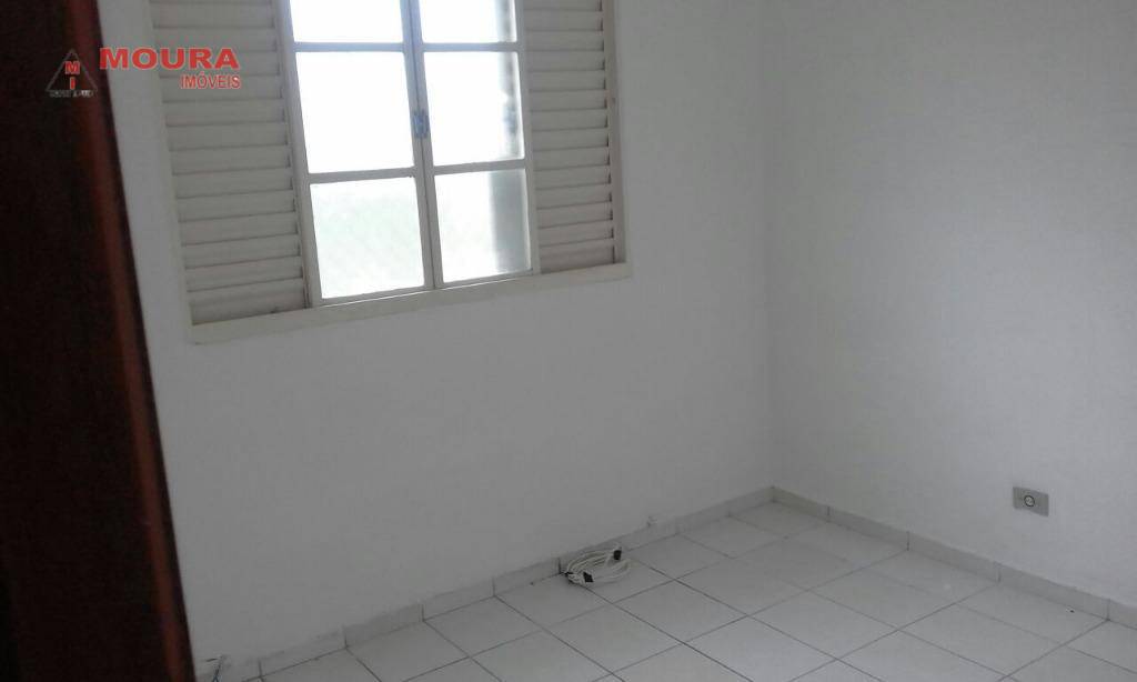 Apartamento à venda com 2 quartos, 60m² - Foto 2