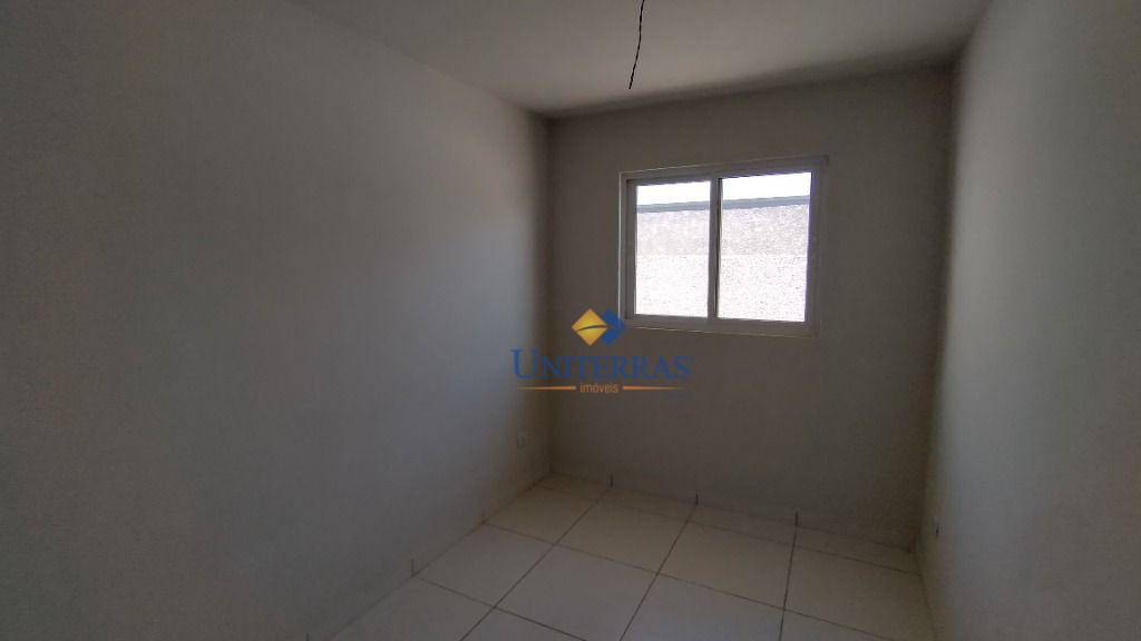 Casa à venda com 3 quartos, 59m² - Foto 12