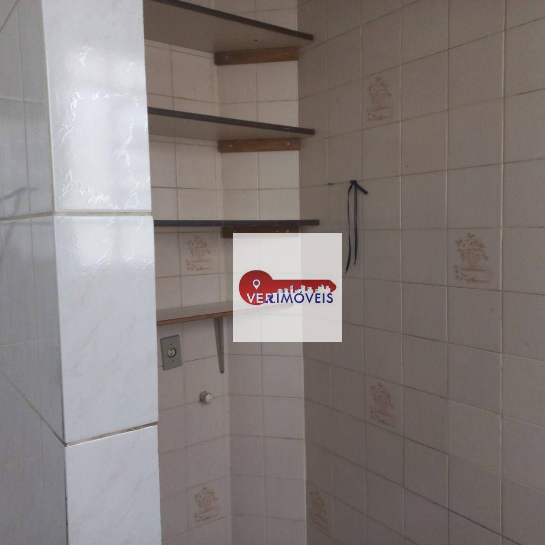 Apartamento à venda com 3 quartos, 75m² - Foto 8