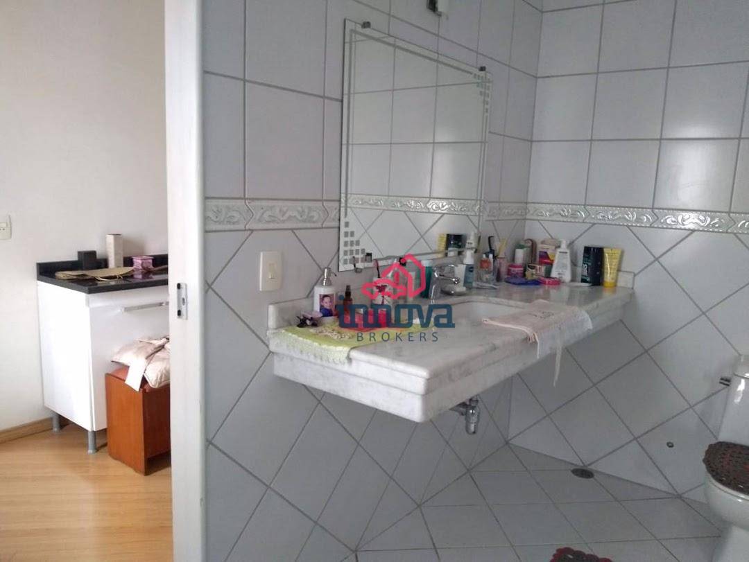 Sobrado à venda com 3 quartos, 250m² - Foto 21