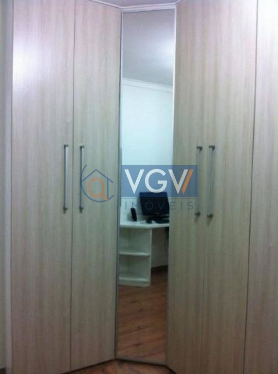 Apartamento à venda com 3 quartos, 76m² - Foto 12