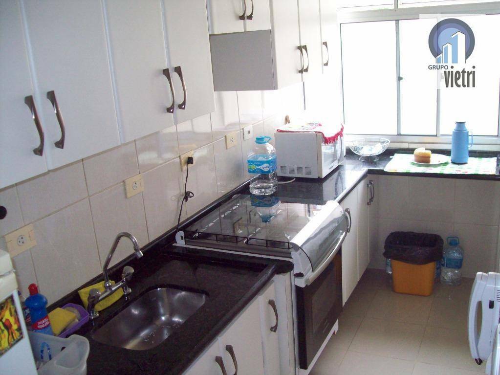 Apartamento à venda com 3 quartos, 110m² - Foto 1