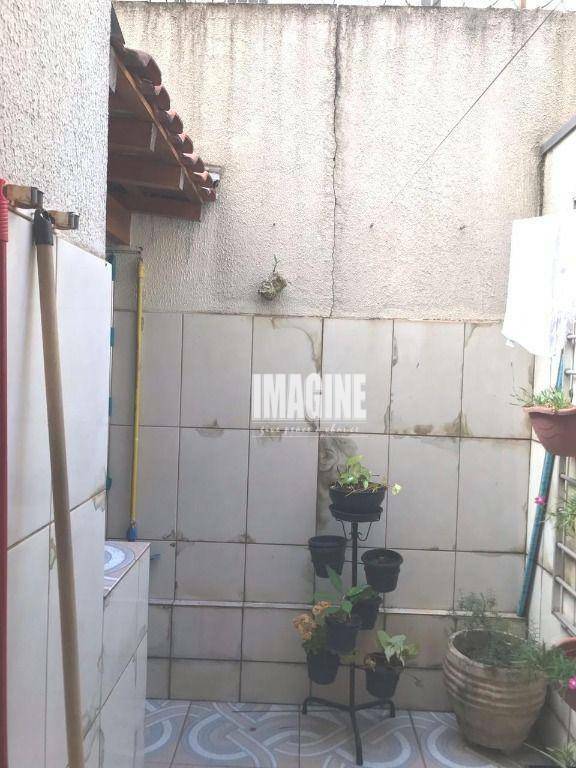 Sobrado à venda com 2 quartos, 62m² - Foto 13