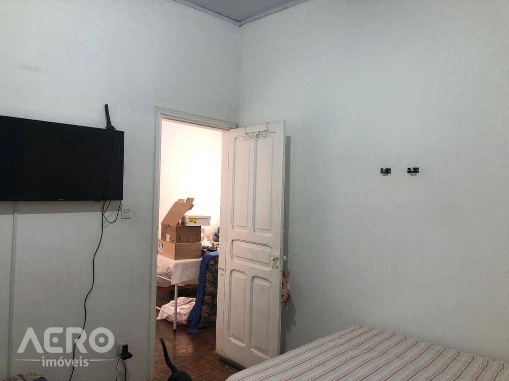 Casa à venda com 3 quartos, 160m² - Foto 8