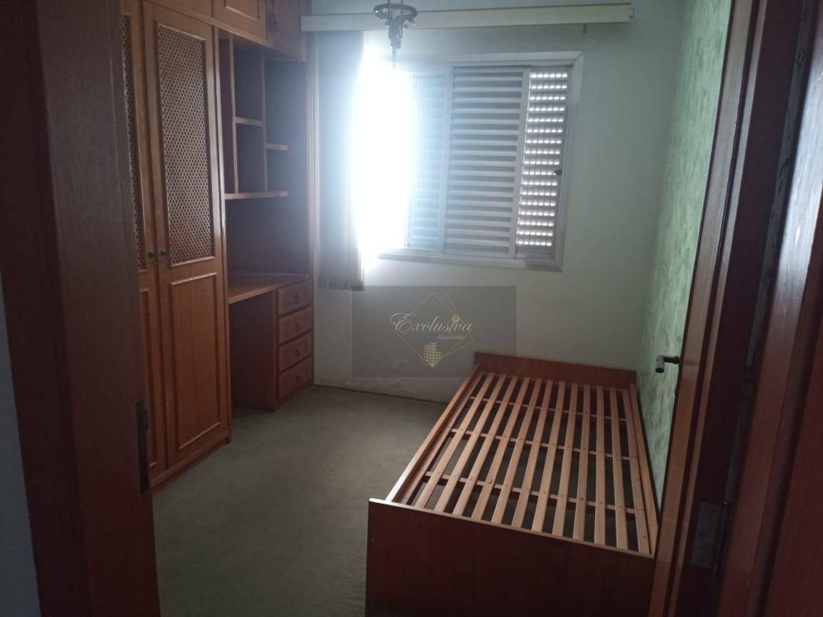 Apartamento à venda com 4 quartos, 237m² - Foto 3