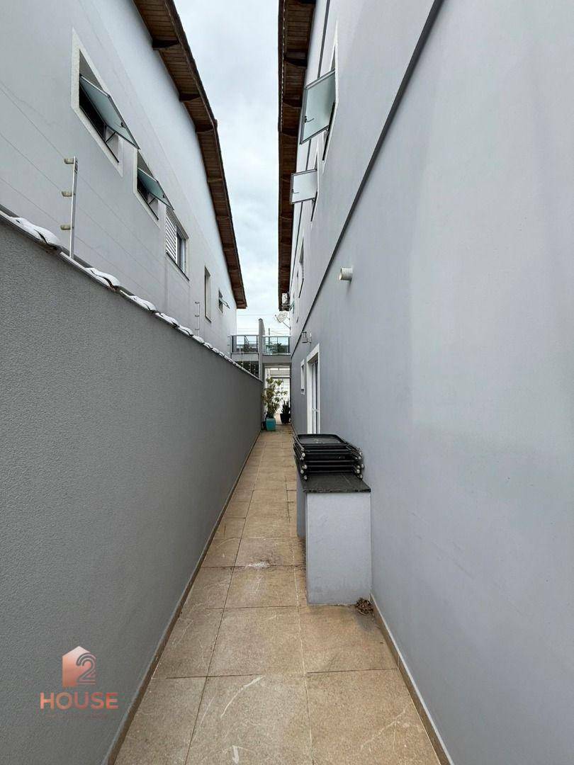 Casa à venda e aluguel com 3 quartos, 112m² - Foto 3