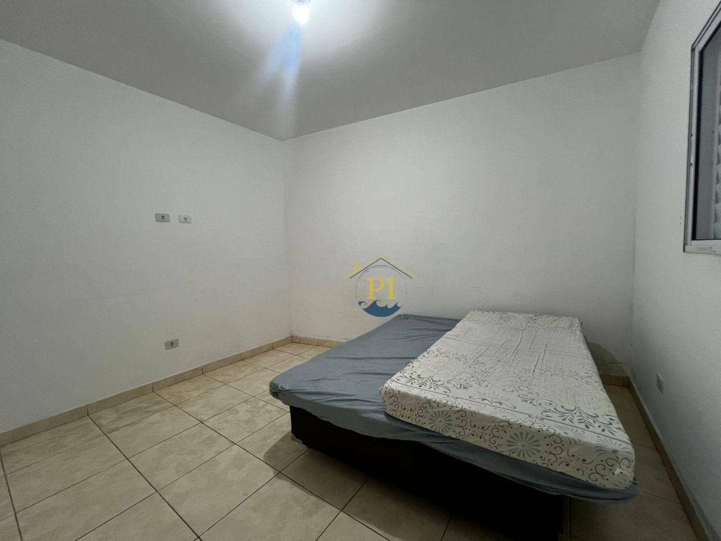 Casa à venda com 2 quartos, 70m² - Foto 16