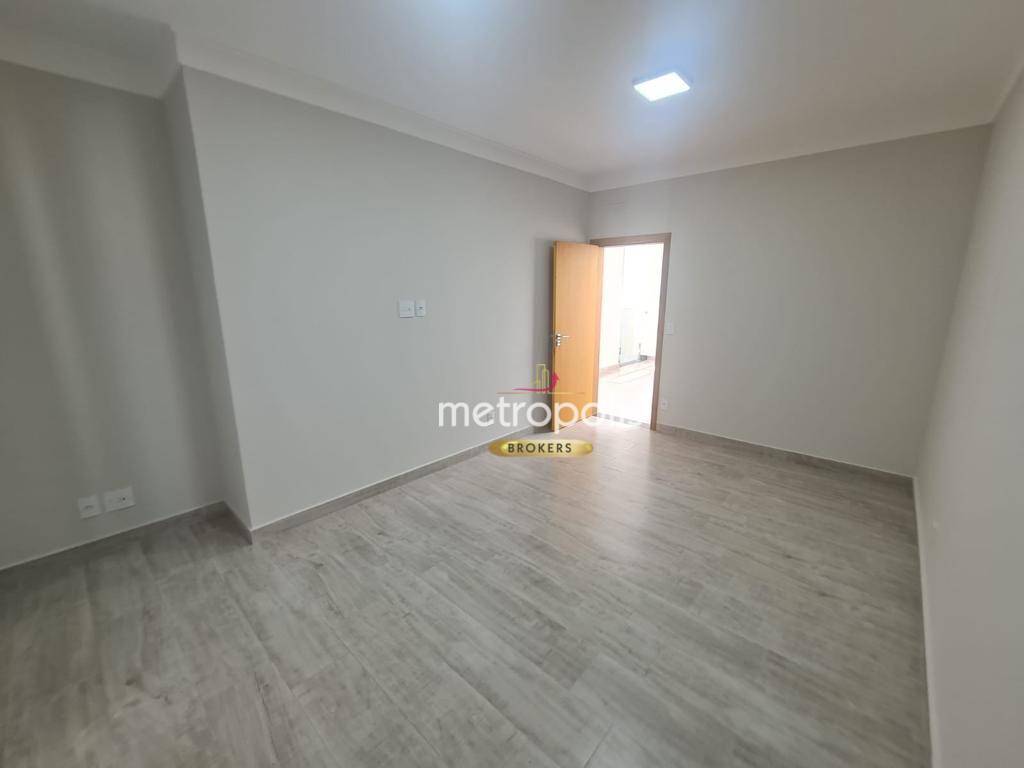 Sobrado à venda com 3 quartos, 300m² - Foto 12