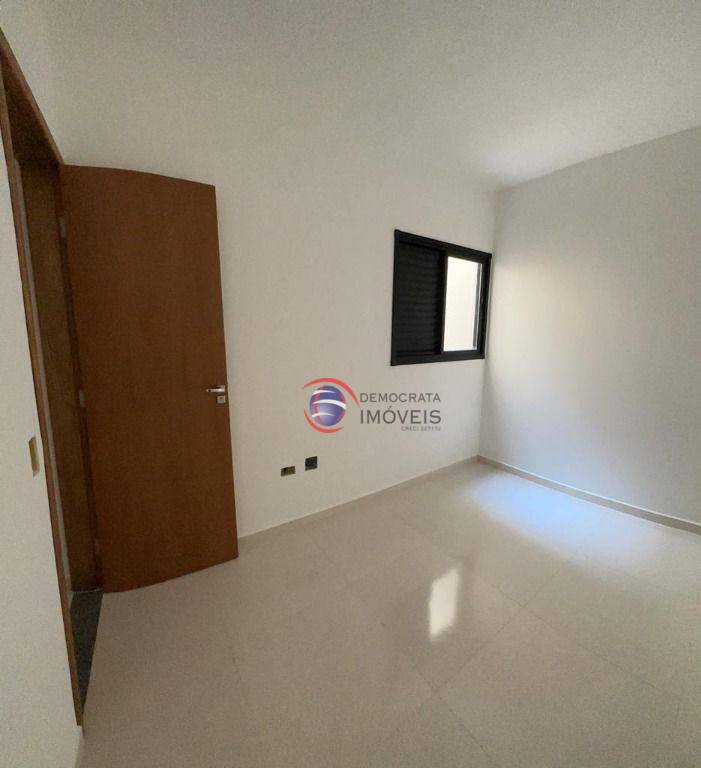 Apartamento à venda com 2 quartos, 44m² - Foto 4