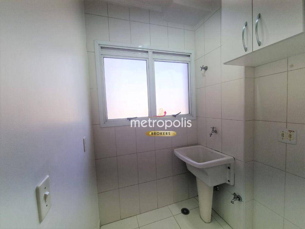 Apartamento para alugar com 2 quartos, 64m² - Foto 9