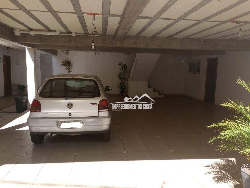 Casa à venda com 4 quartos, 316m² - Foto 21