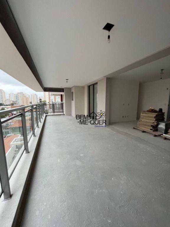 Apartamento à venda com 4 quartos, 167m² - Foto 2