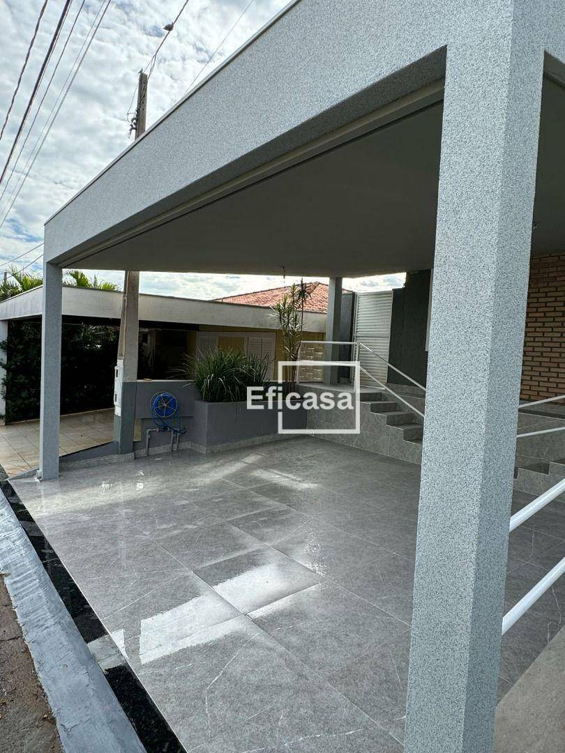 Casa de Condomínio à venda com 3 quartos, 140m² - Foto 1