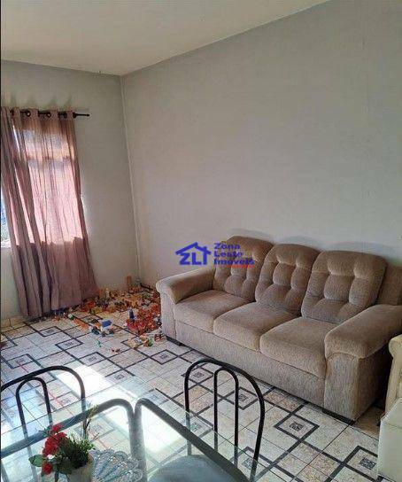 Sobrado à venda com 3 quartos, 150m² - Foto 1