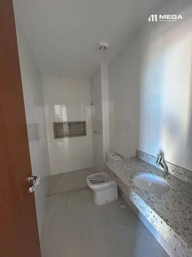 Apartamento à venda com 2 quartos, 73m² - Foto 3