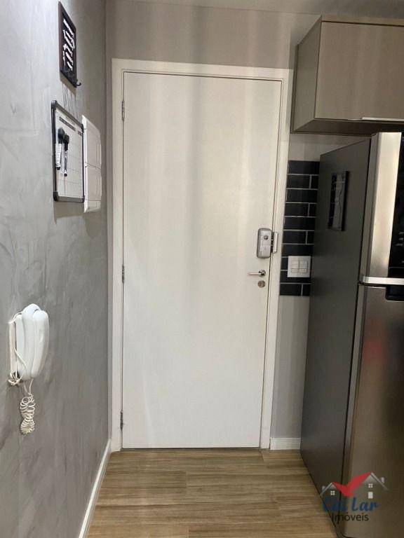 Apartamento à venda com 2 quartos, 40m² - Foto 7