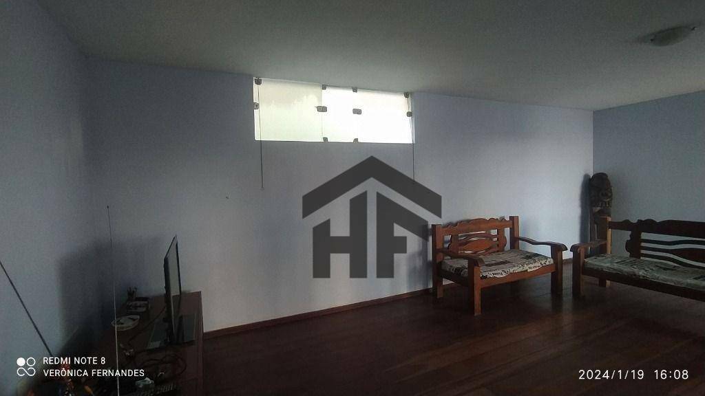 Apartamento à venda com 5 quartos, 220m² - Foto 6