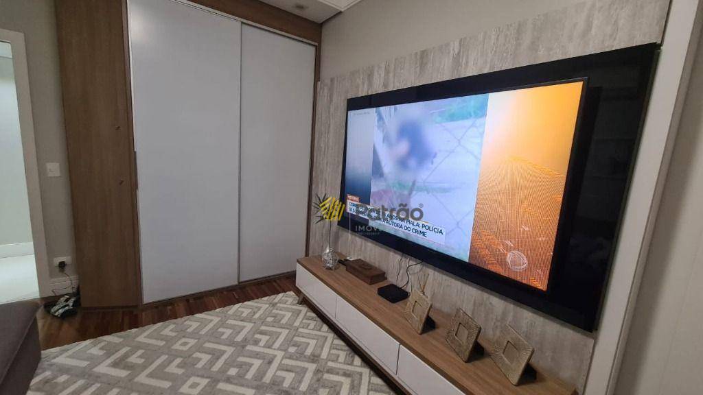 Sobrado à venda com 6 quartos, 585m² - Foto 18