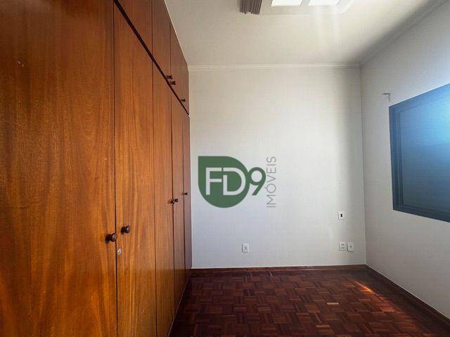 Apartamento à venda com 3 quartos, 96m² - Foto 9